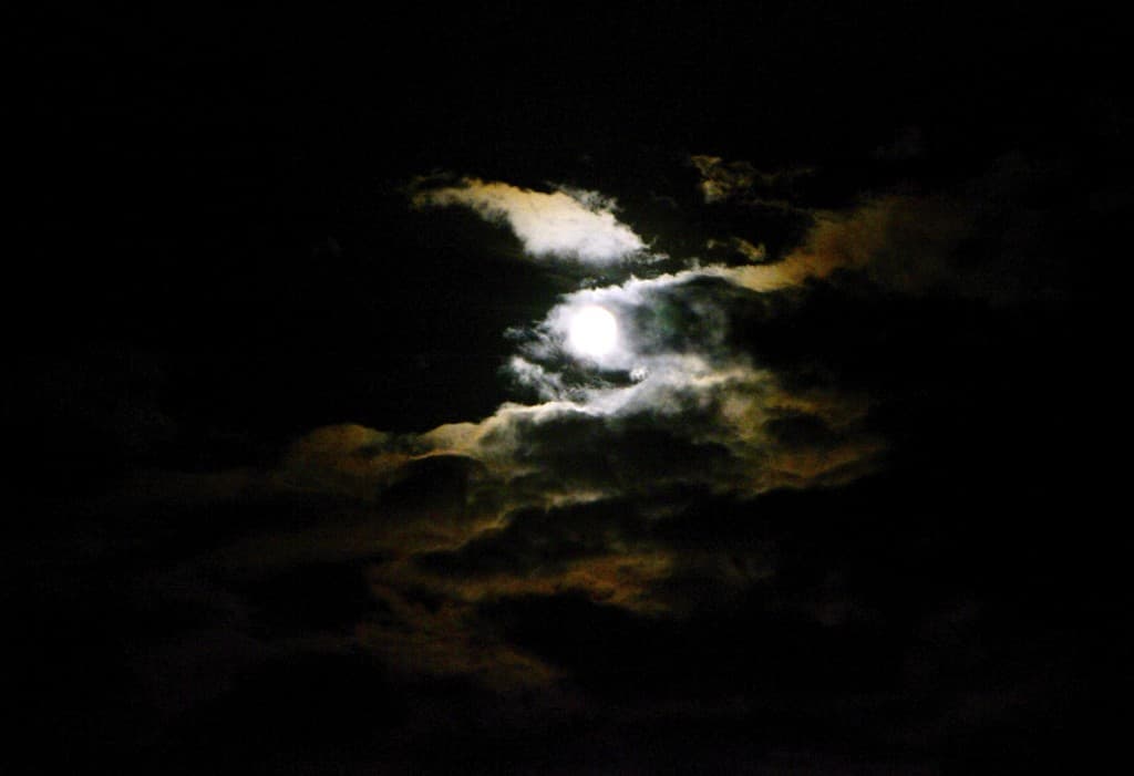 la lune est proche