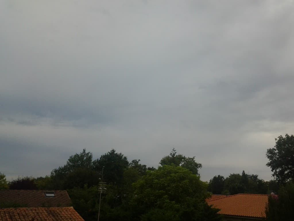 Quelques gouttes non prévus ce soir