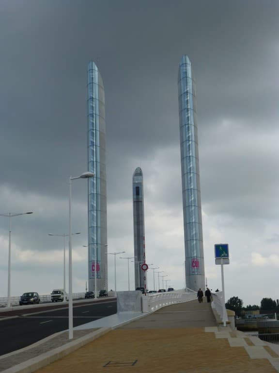Pont Chaban-Delmas