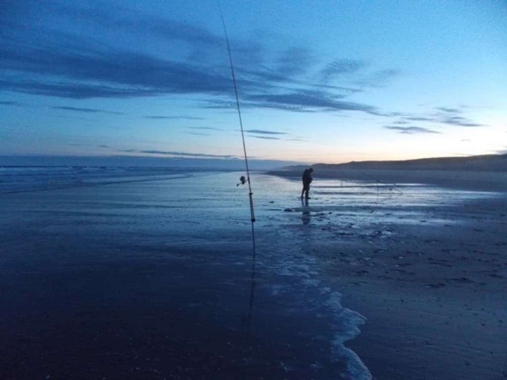 Surfcasting airport