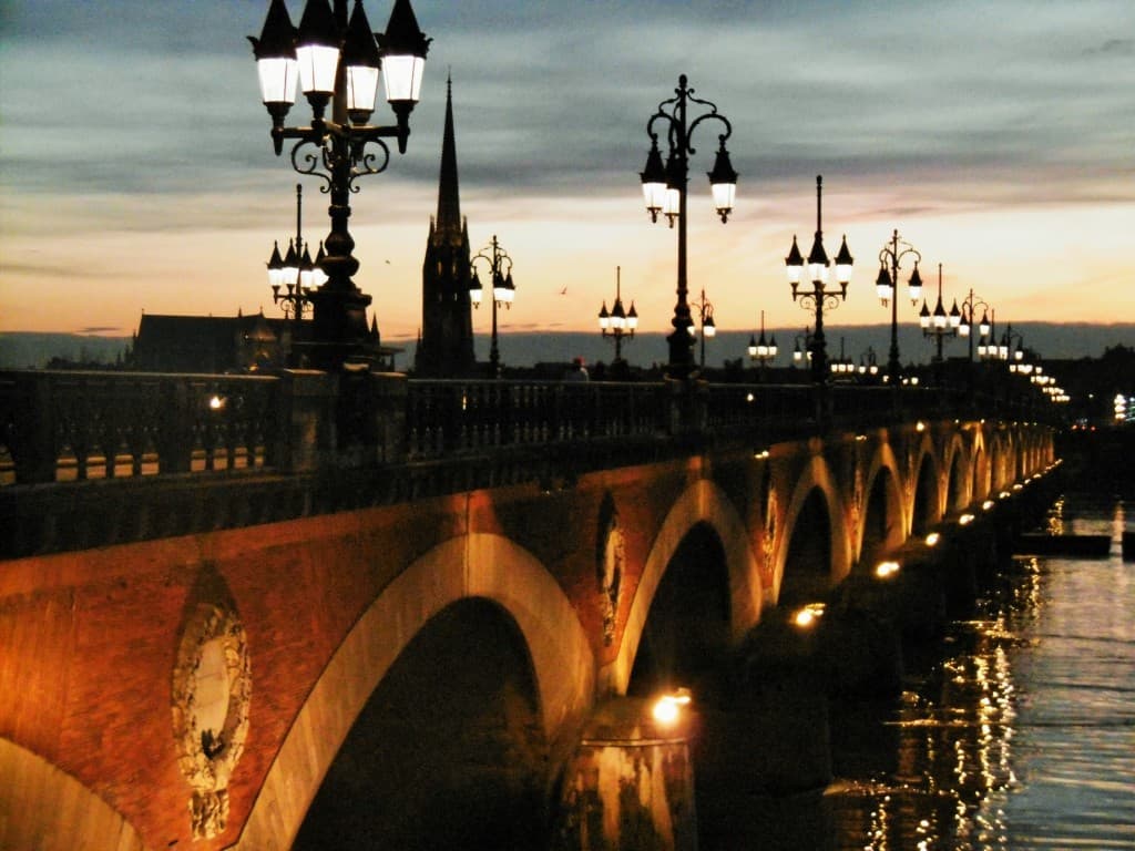 pont de pierre 
