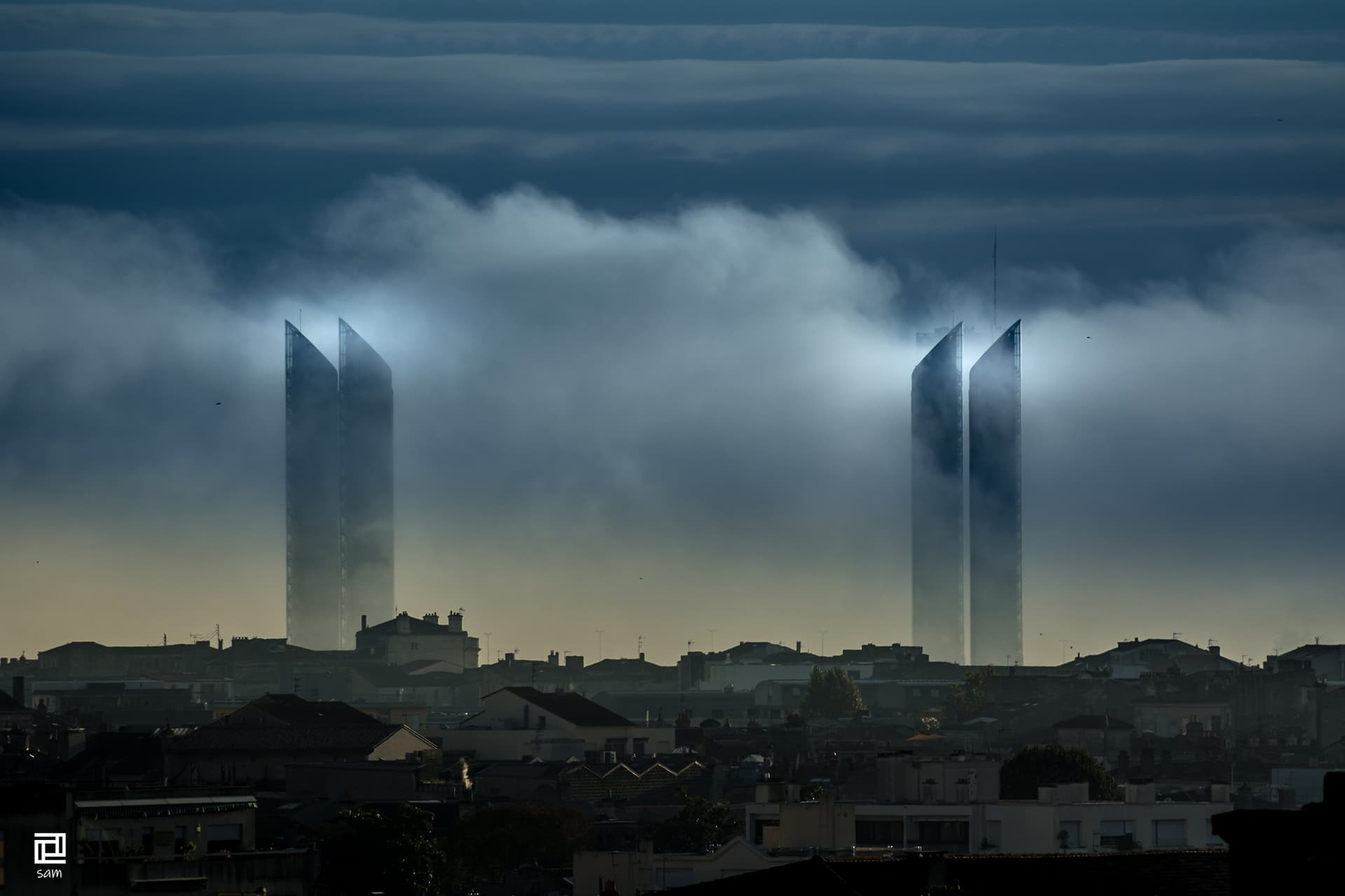 Pont Chaban Delmas sous la brume matinal