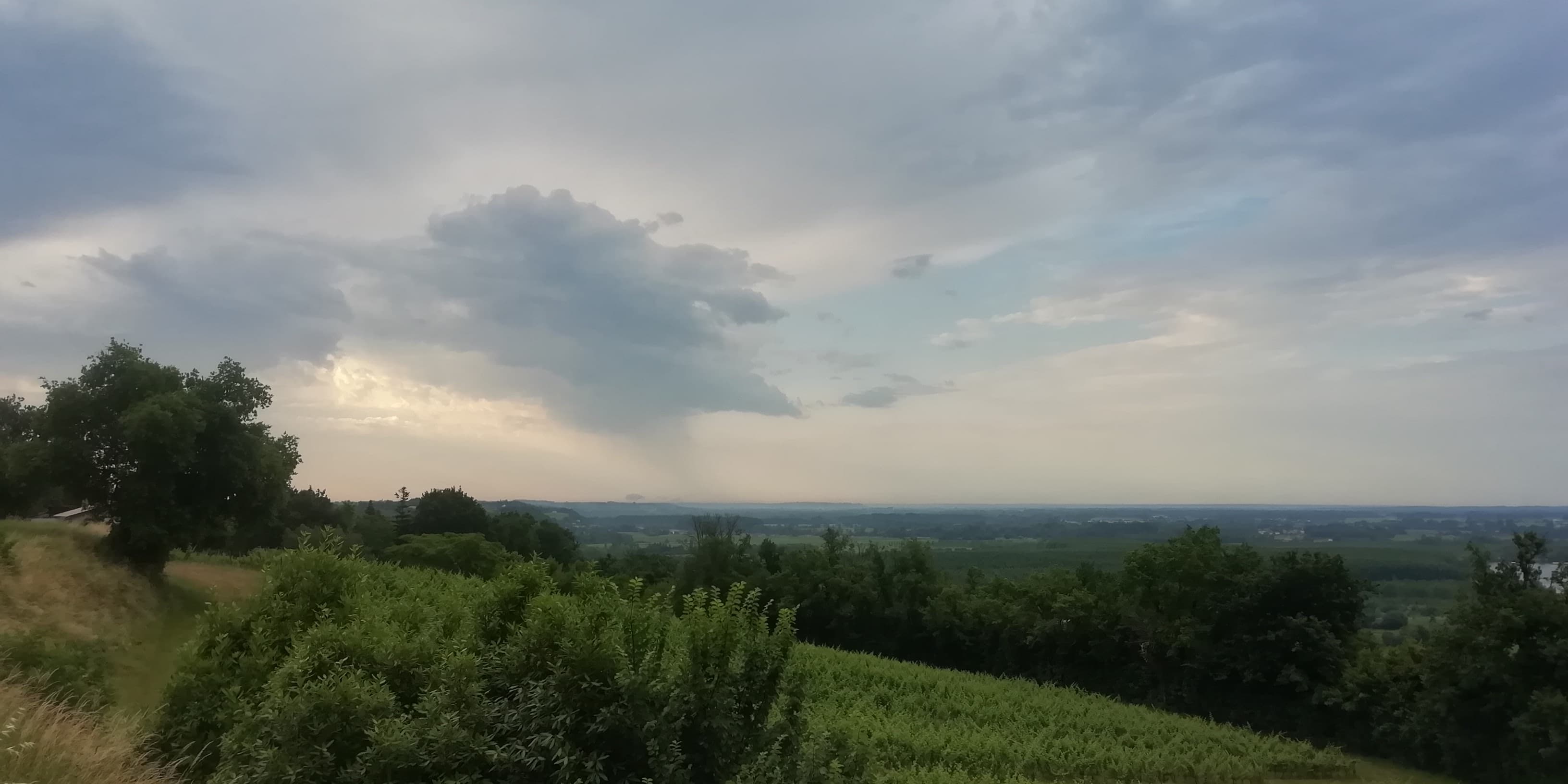 la pluie arrive par surprise mercredi matin