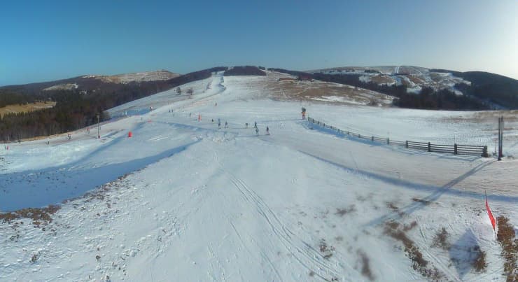 Image d'illustration pour Enneigement en montagne : des inégalités et de la neige en vue !