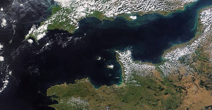 Image d'illustration pour Grand soleil et fortes amplitudes mardi